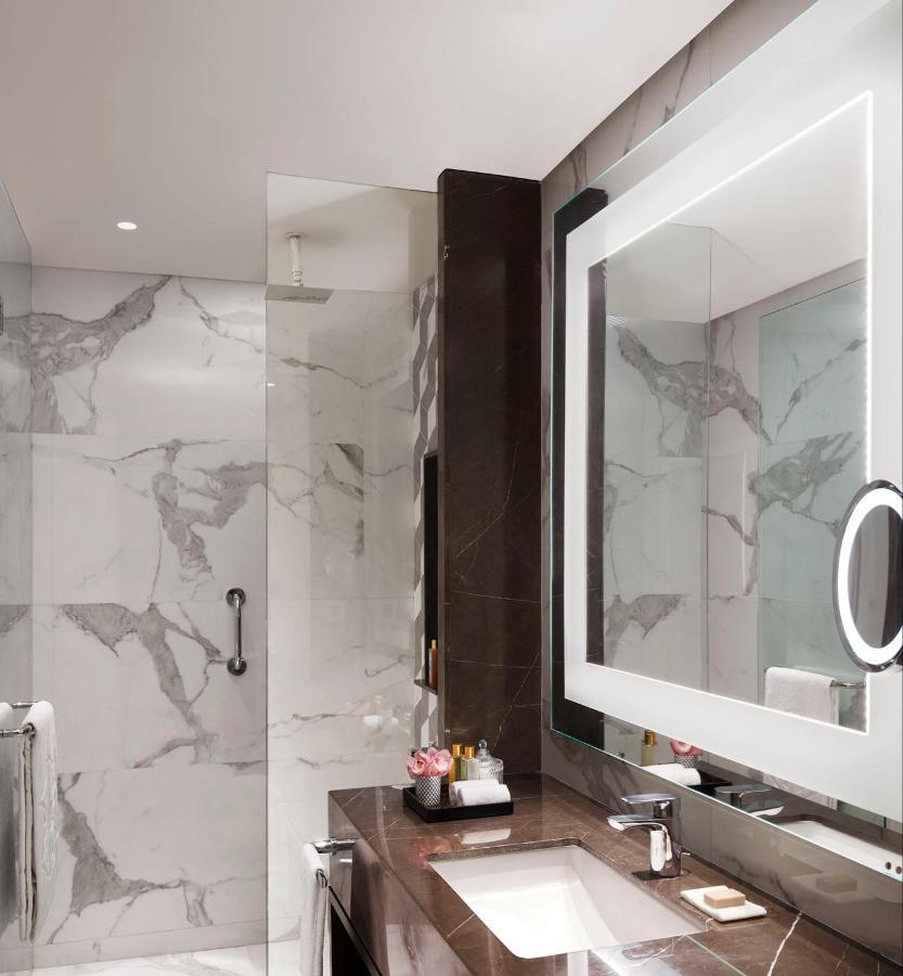 ホテル Taj Wellington Mews チェンナイ エクステリア 写真