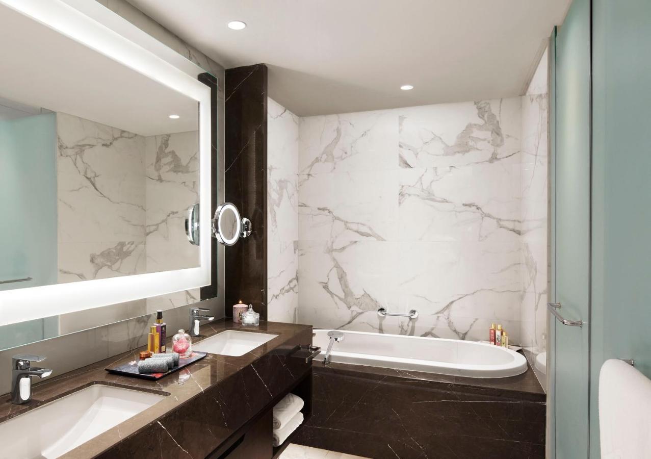 ホテル Taj Wellington Mews チェンナイ エクステリア 写真