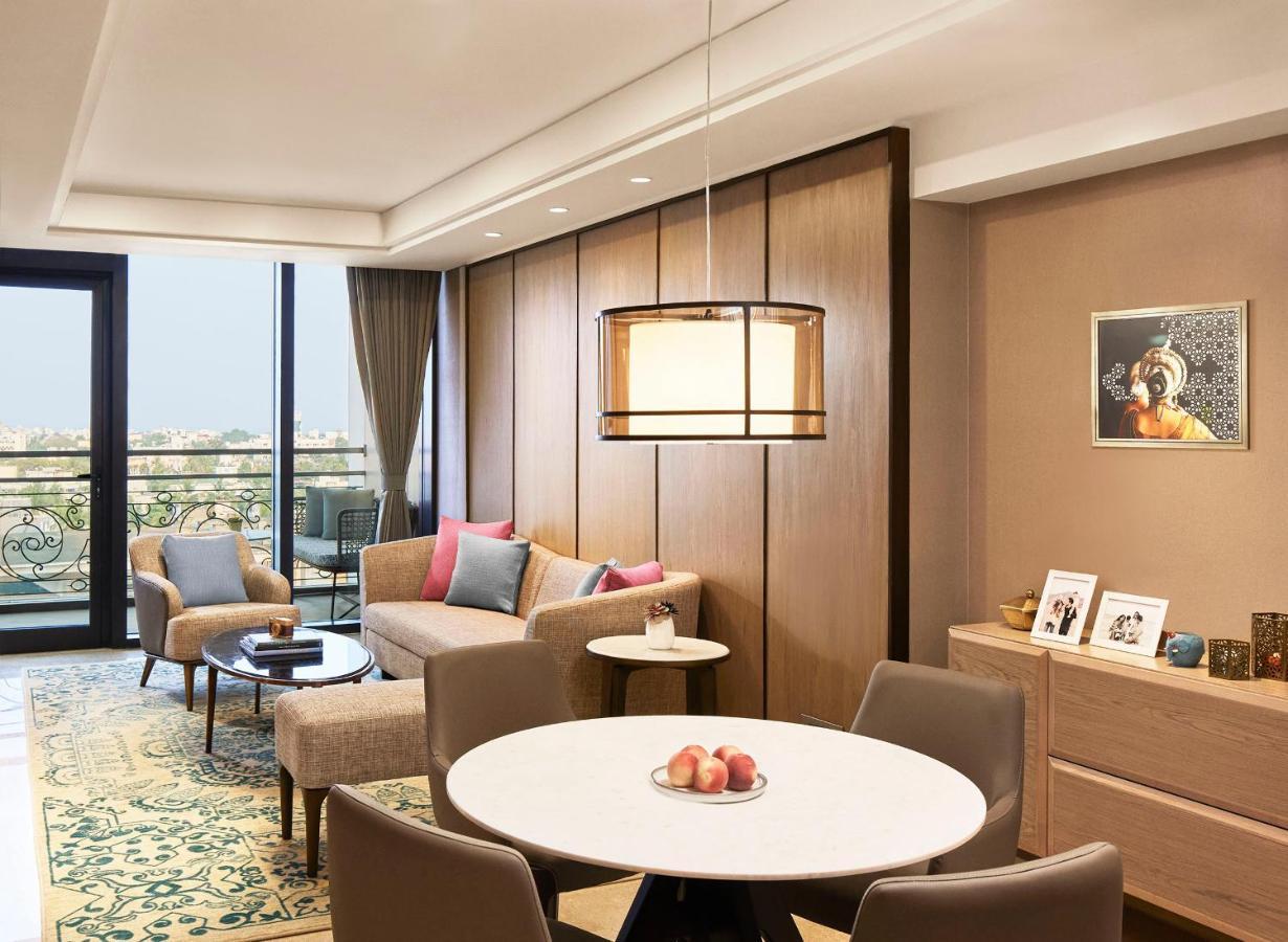ホテル Taj Wellington Mews チェンナイ エクステリア 写真